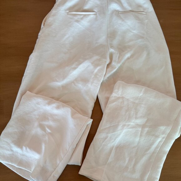 Aritzia Wilfred EFFORTLESS dress pant cream size 0 - LIKE NEW 30 inch inseam - Picture 2 of 4